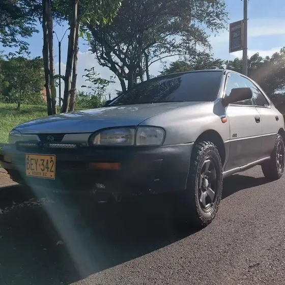 Subaru Impreza 1994 1.8 Awd Gf