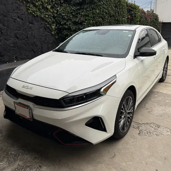 Kia Forte 2022 2.0 Gt Line Ivt Sedan 2022