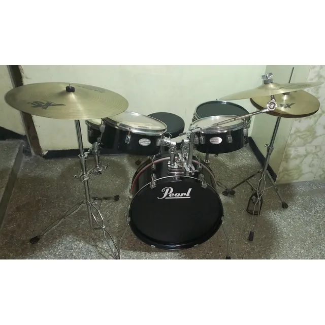 Batería Pearl Traveler Con Platillos Sabian Y Bolsos