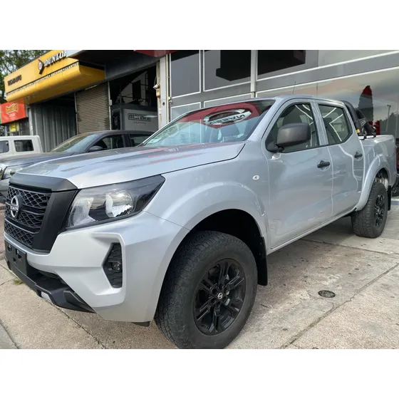 Nissan Np300 Frontier 2.5 S 161 Hp Doble Cabina