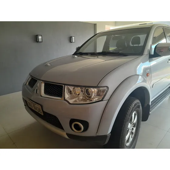 Mitsubishi L200 3.2 Triton Hpe Cab. Dupla 4x4 Aut. 4p