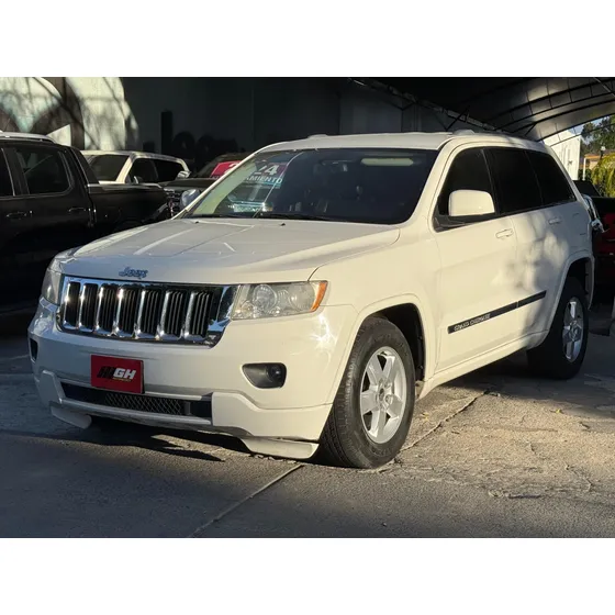 Jeep Grand Cherokee Laredo V6 Lujo 4x2 At