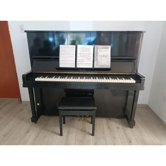 Piano Vertical Atlas