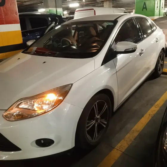 Ford Focus 2013 2.0 Se
