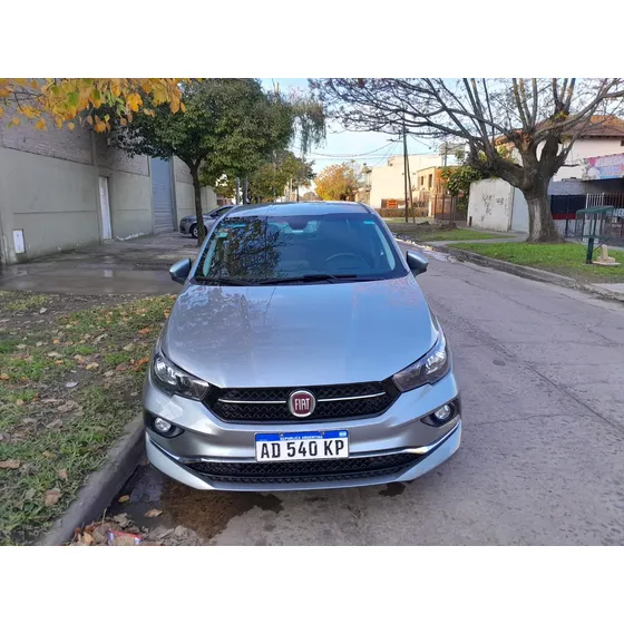 Fiat Cronos 1.8 16v Precision At6 Pack Premium