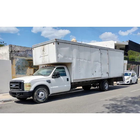 Ford F-350 5.4 Xlt Super Duty Aa Mt