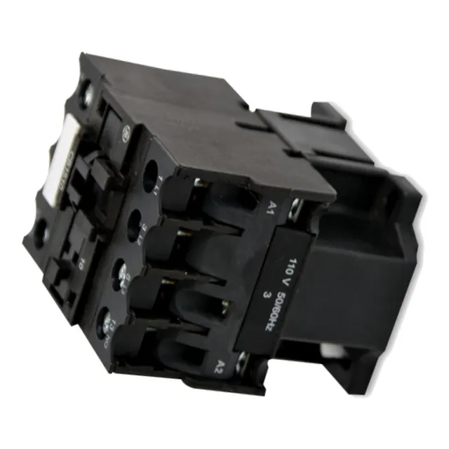 Contactor Ge de 3polos 110v 1na 30amp  Cnr-6849