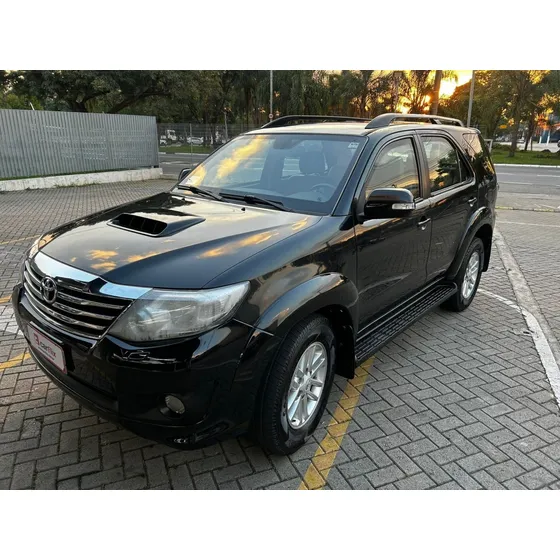 Toyota Hilux Sw4 3.0 Srv 4x4 16v Turbo Intercooler Diesel 4p Automático