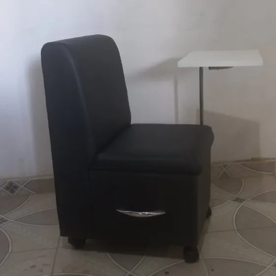 Cadeira Ciranda Manicure Com Mesa Regulável