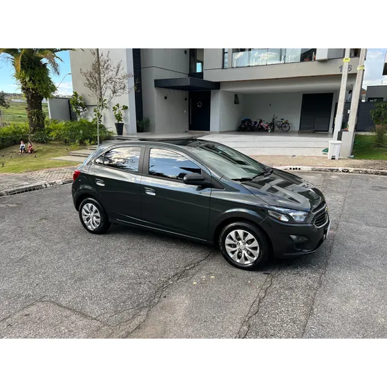 Chevrolet Onix 1.4 Lt 5p