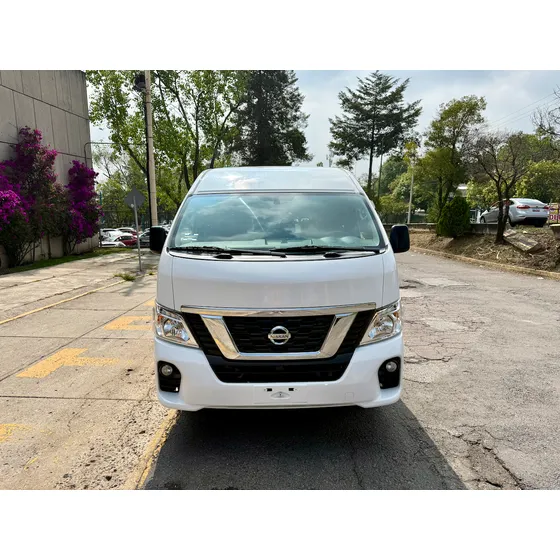 Nissan Urvan 2.5 15 Pas Amplia Aapack Seg Mt