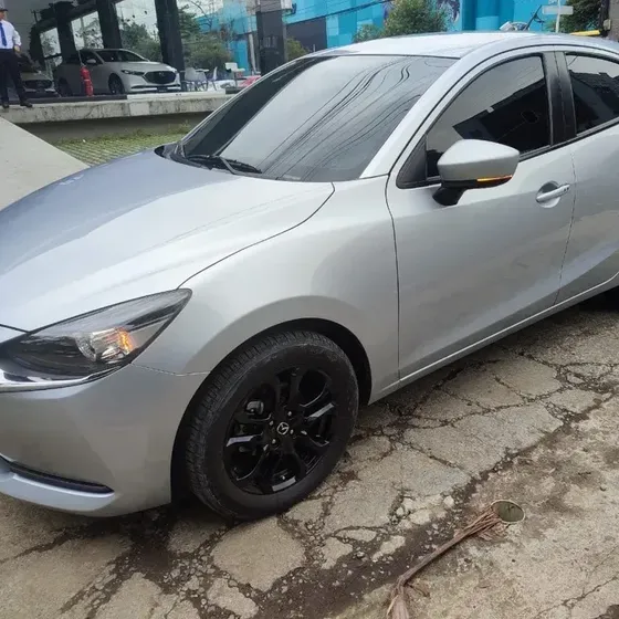 Mazda 2 2022 1.5 Touring