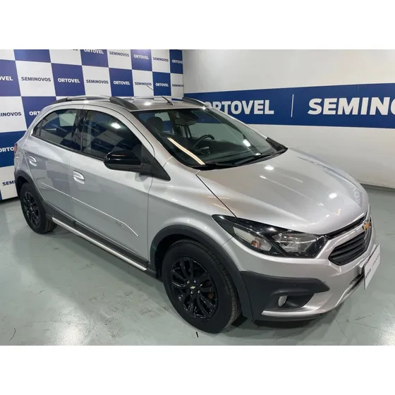 Chevrolet Onix 1.4 Mpfi Activ 8v Flex 4p Automático