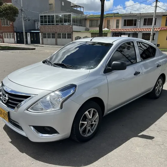 Nissan Versa 2022 1.6 Drive At