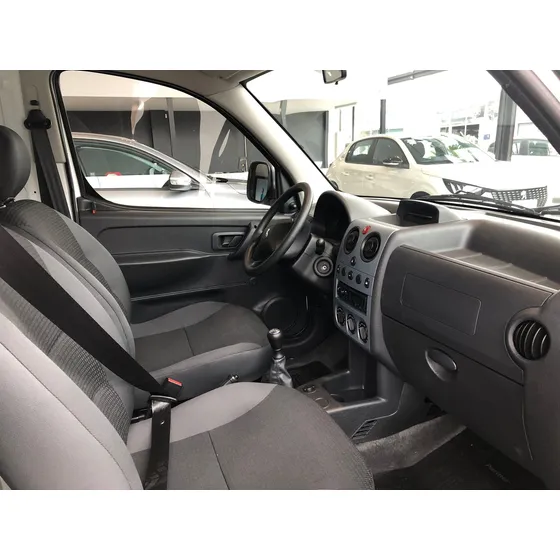 Peugeot Partner 1.6 Hdi Furgon Confort 92