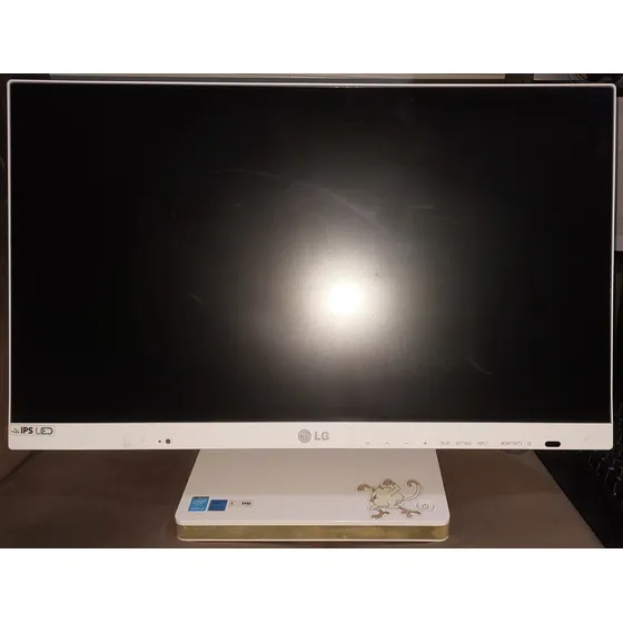 All In One Lg23v54 Ssd 128gb Hdd 500gb Core I5 Ram 4gb Branco
