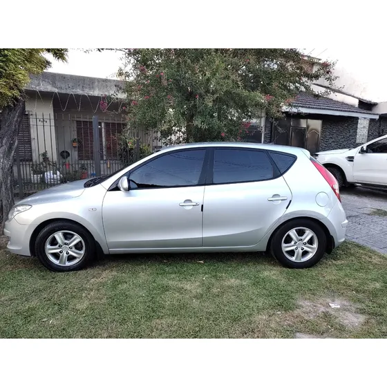 Hyundai I30 1.6 Gls Seguridad L At