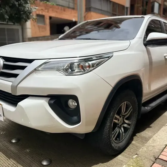 Toyota Fortuner 2018 2.7l 4x2 At