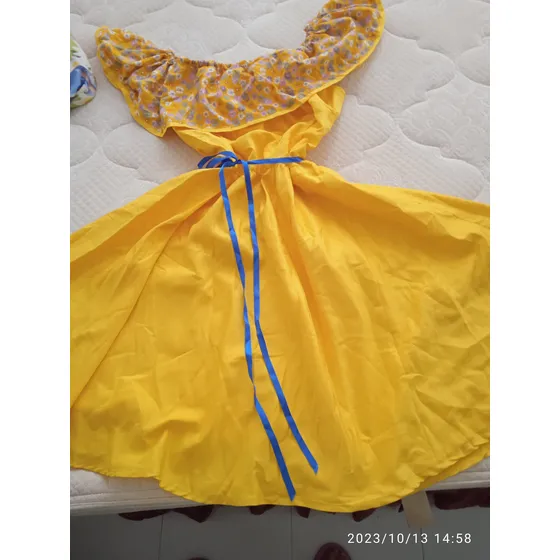 Vestido De Niña Talla 10 Para Acto Folclórico