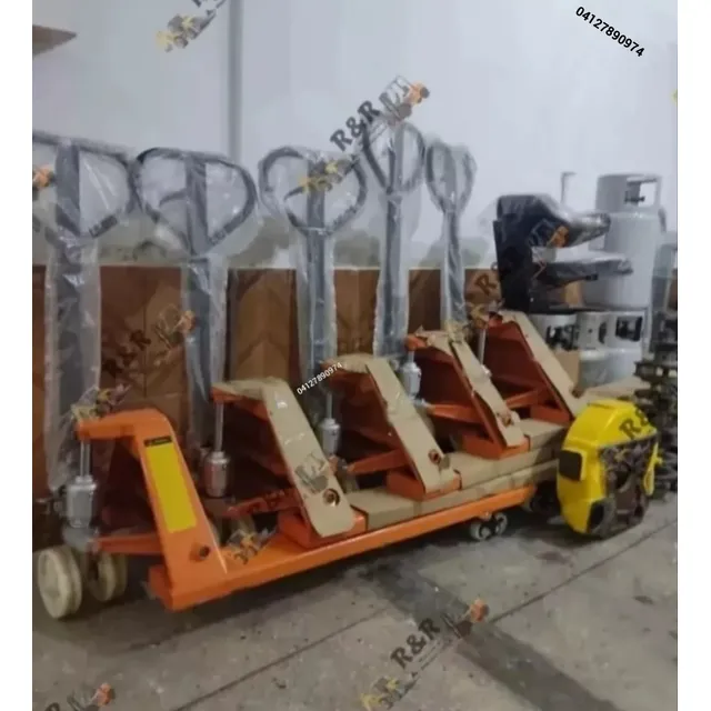 Transpaleta Nueva 2.5 Toneladas 2500kg