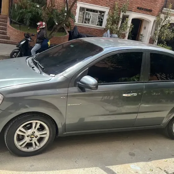 Chevrolet Aveo Emotion 2010 1.6 Gt