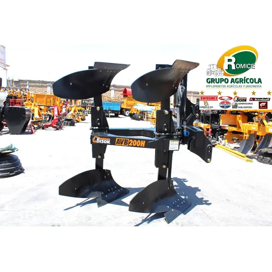 Arado De 2 Rejas Hidraulico Reversible Marca Bison Nuevo