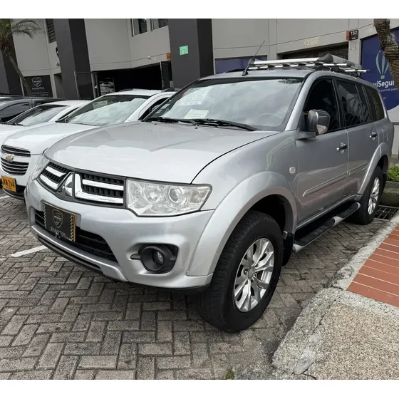 Mitsubishi Nativa 2015 3.5l