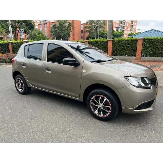 Renault Sandero 1.6 Authentique / Life