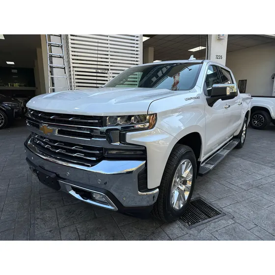 Chevrolet Cheyenne 5.4 2500 Doble Cab Ltz 4x4 At