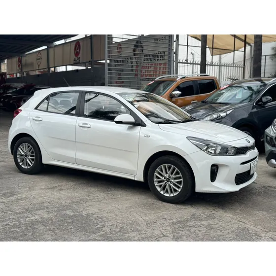 Kia Rio 1.6 Lx Hchback At
