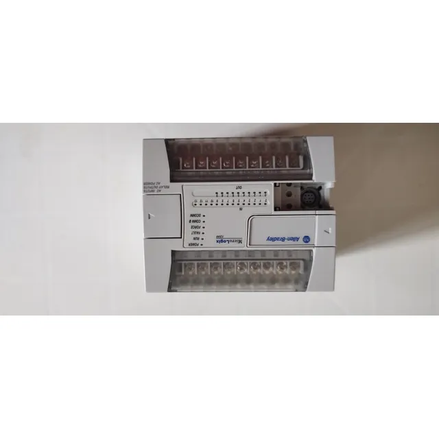 Micrologix 1200  Cat 1762-l24awa 