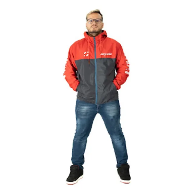 Sequoia. Chaqueta Cortavientos Bicolor Con Capucha.