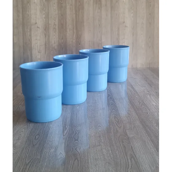 Vasos Plastico Aplilable Set De 4 Marca Tupperware (usado)