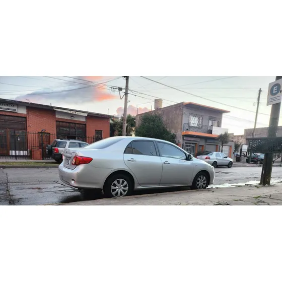Toyota Corolla 1.8 Xli Mt