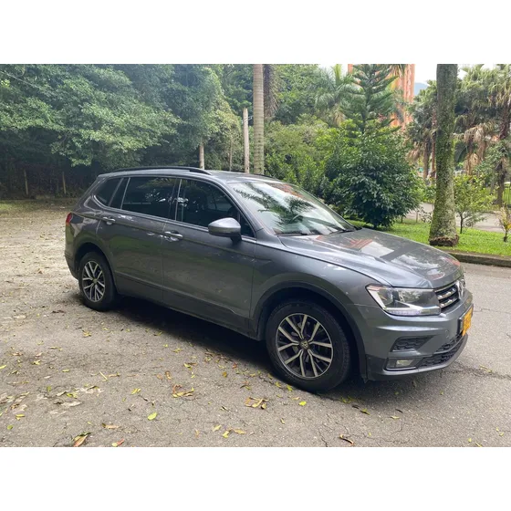 Volkswagen Tiguan Allspace Trendline 1.4 Tsi 2wd
