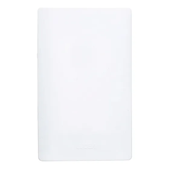 Placa Ciega Lucek Plástica  Ba1200 Color Blanca 