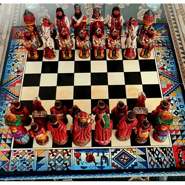 Ajedrez Españoles Vs Incas, Traído De Perú .