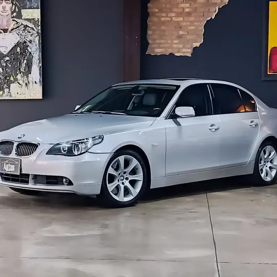 BMW Serie 5 2004 4.4 545i E60