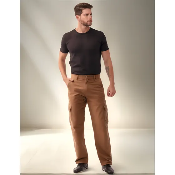 Calça Masculina Sarja Cargo Caramelo Com Bolsos Na Lateral