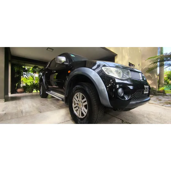 Mitsubishi L200 2.5 Did Cab Doble 4x4
