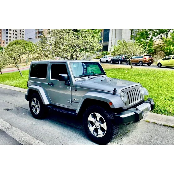 Jeep Wrangler 3.6 Sahara 4x4 At