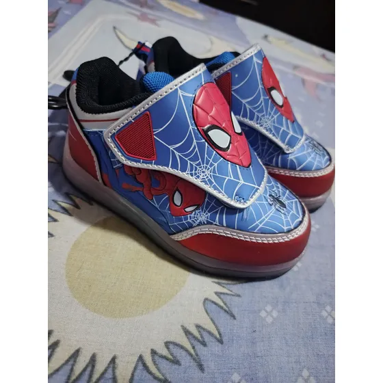 Zapatos Spiderman