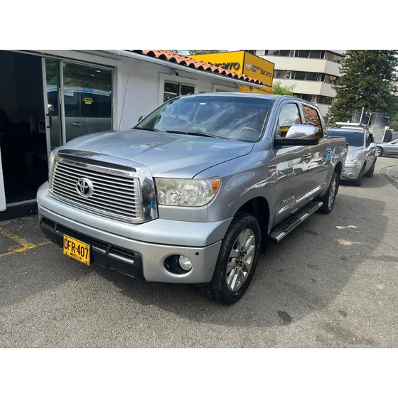 Toyota Tundra 5.7 Crewmax Limited