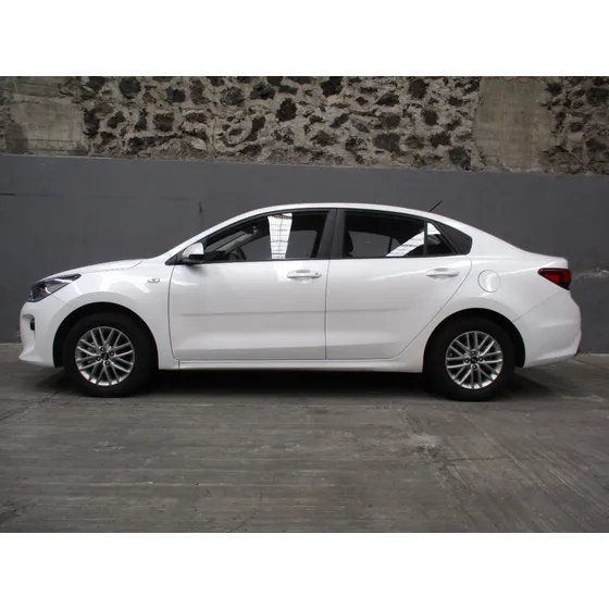 Kia Rio 1.6 Ex Sedan Mt