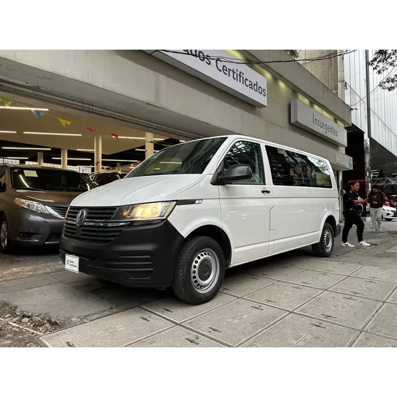 Volkswagen Transporter 2.0 Pasajeros Mt 140 Hp