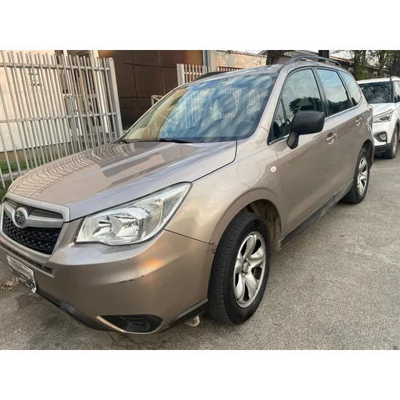 Subaru Forester 2.0 Mt X