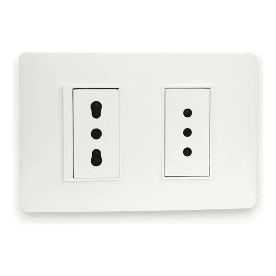 Enchufe Hembra Doble 2p+t 10a + 16a Luzica Pu1293 Bticino Color Blanco