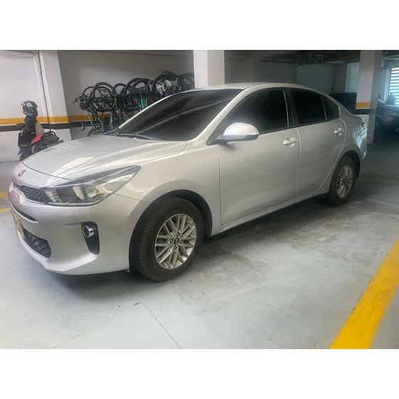 Kia Rio 1.4 Vibrant At