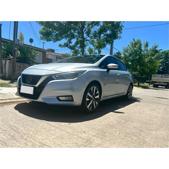 Nissan Versa 1.6 Exclusive At
