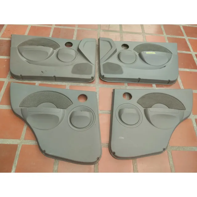 Tapicería Puerta Aveo 04-10 Delanteras/traseras